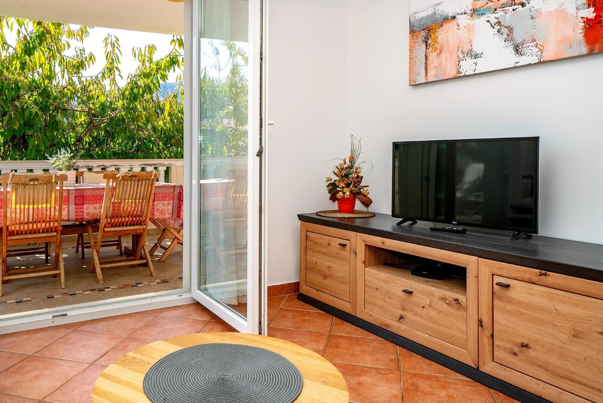 Apartments With Terrace Baska  Room photo