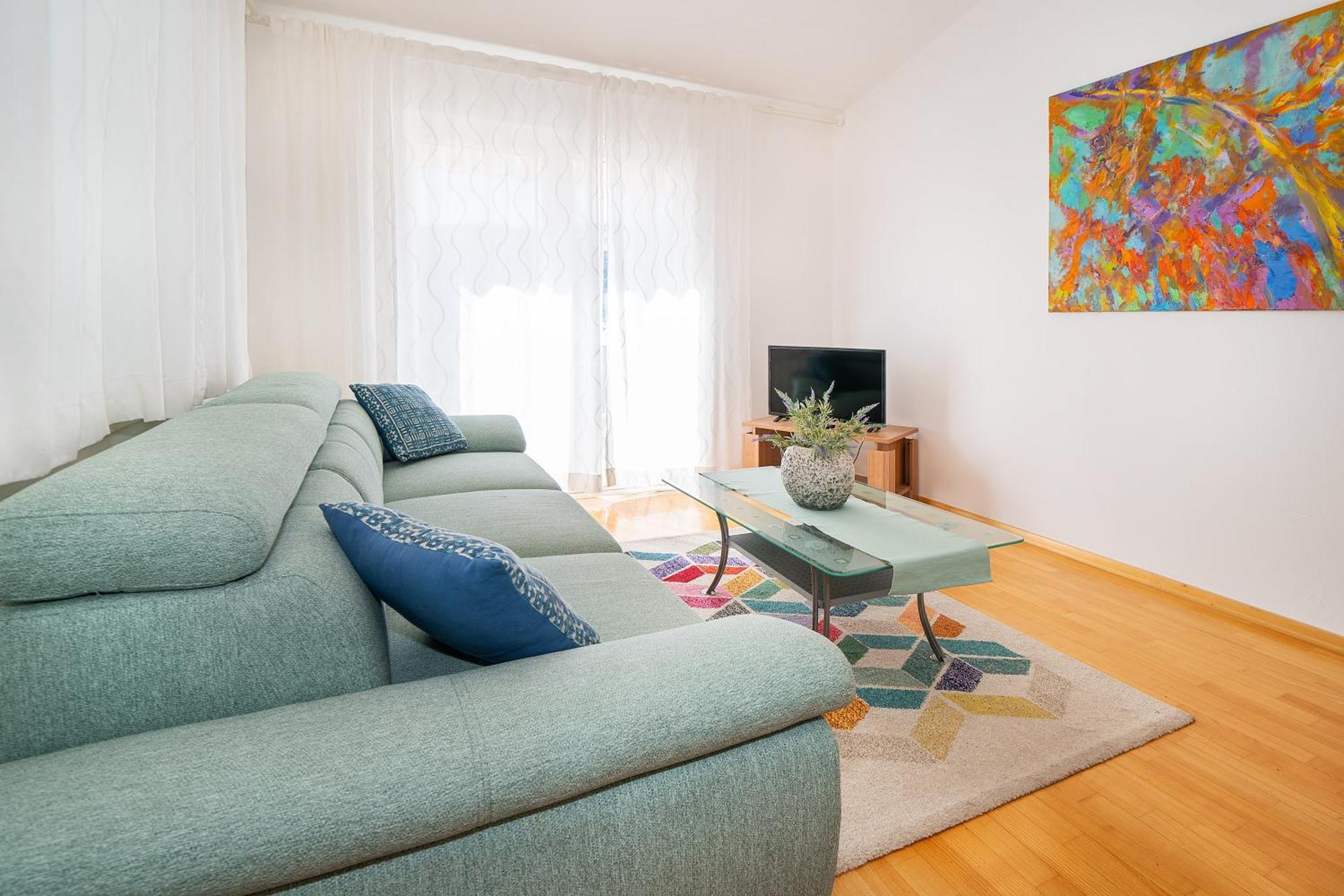 Apartments With Terrace Baska  Room photo